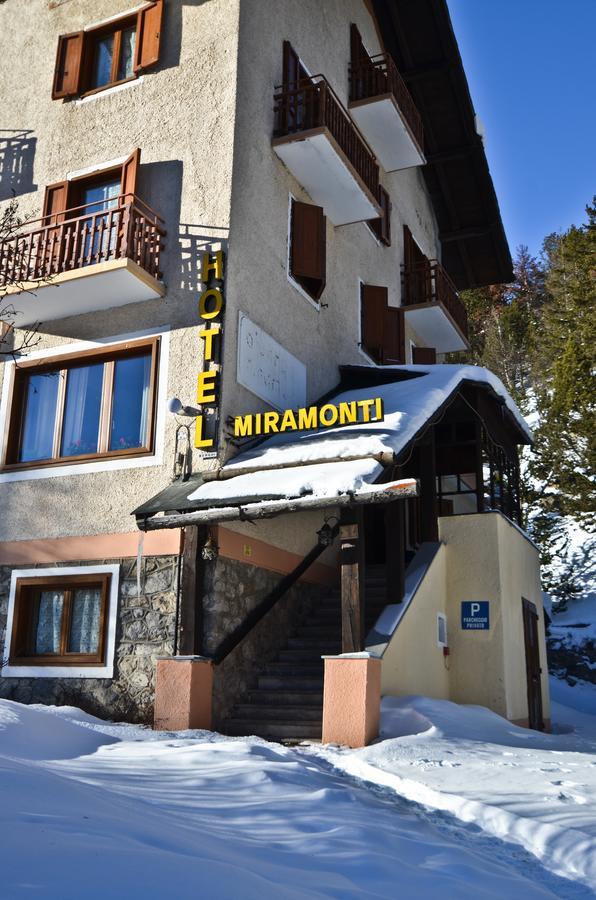 Hotel Miramonti クラヴィエーレ エクステリア 写真