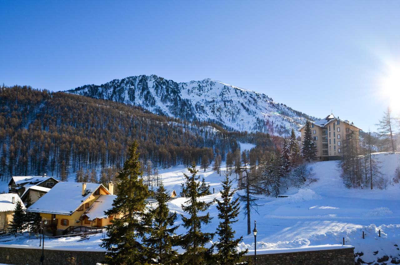 Hotel Miramonti クラヴィエーレ エクステリア 写真