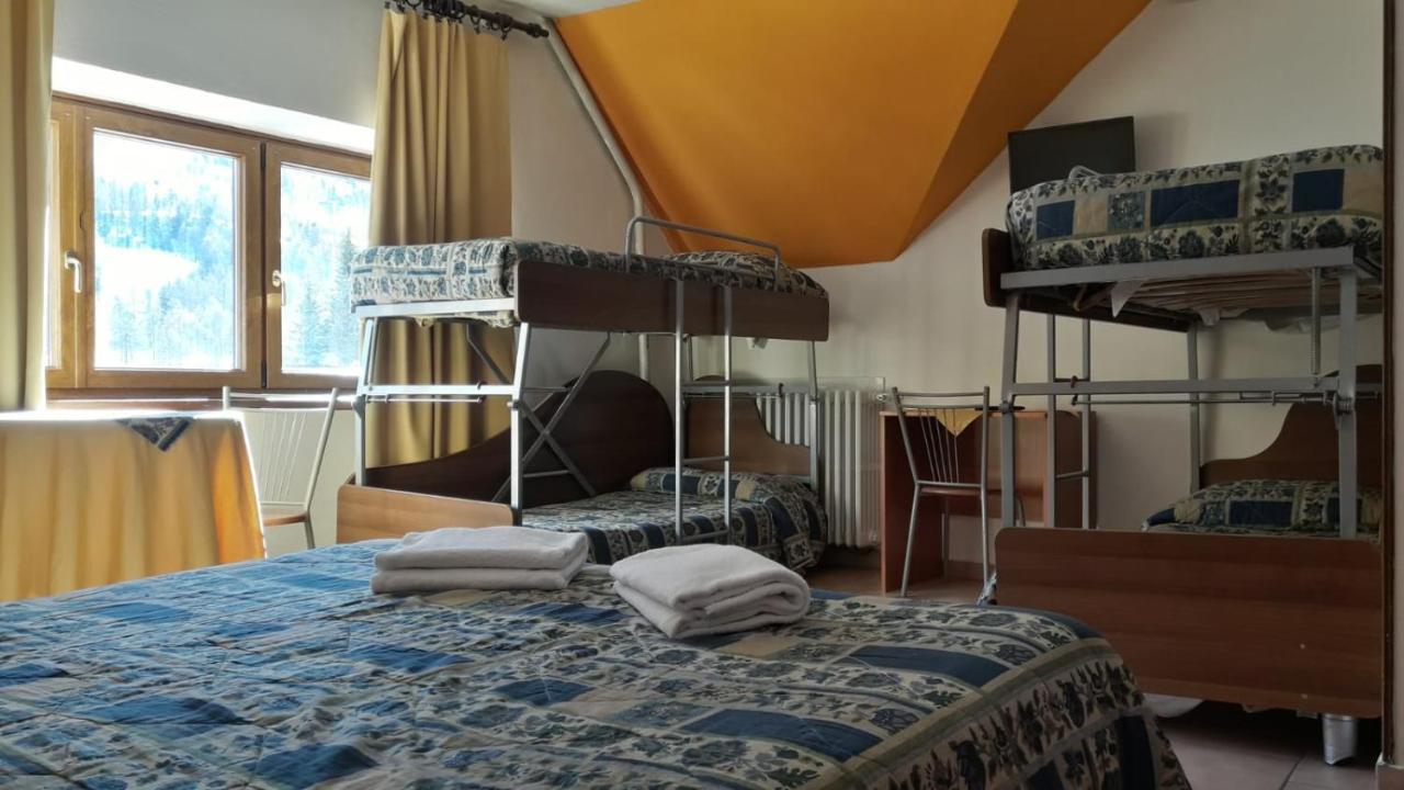 Hotel Miramonti クラヴィエーレ エクステリア 写真